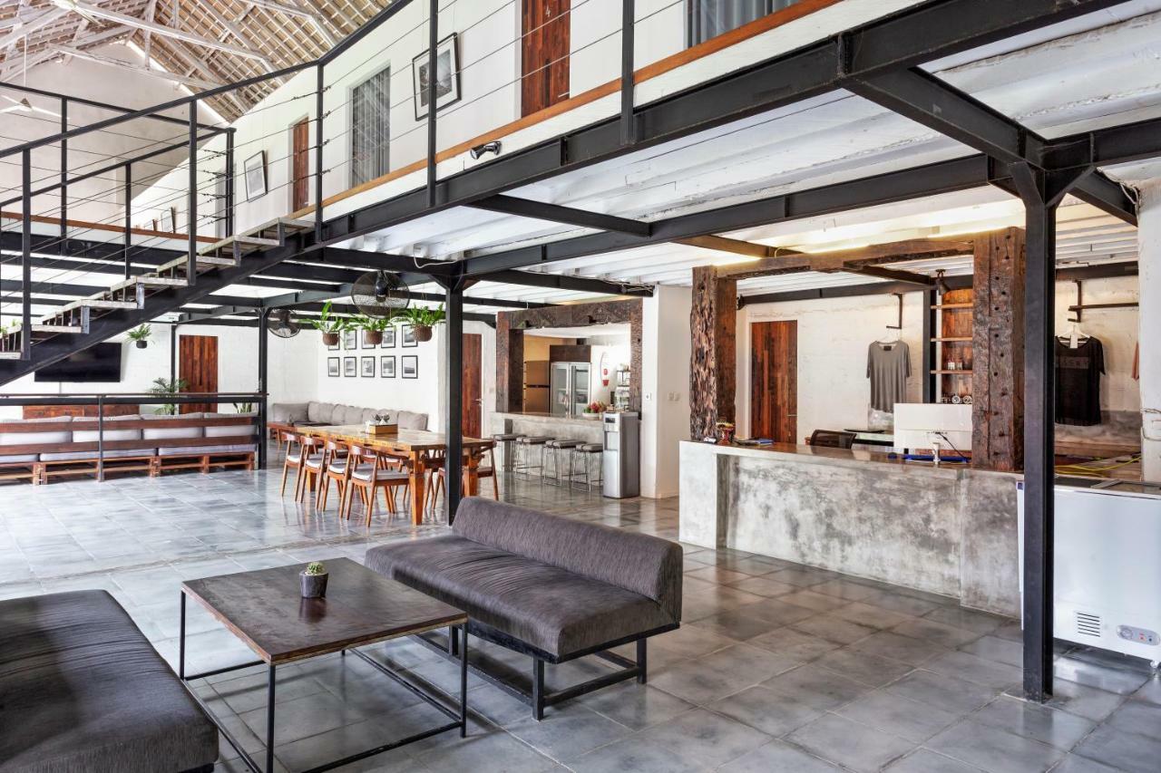 Takeoff Surf Camp & Hotel Canggu (Bali) Exterior photo